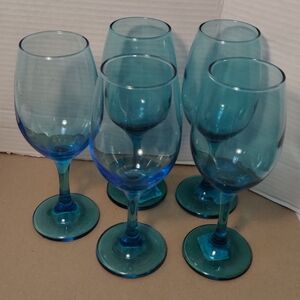 Set Of 5 Cristar Elegant Sky Blue Wine Glasses